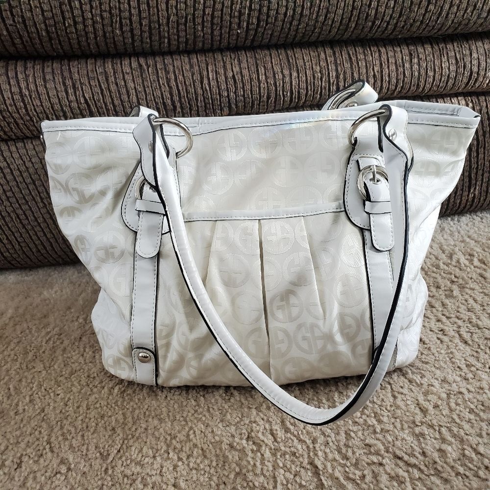 Giani Bernini cream and white shoulder bag